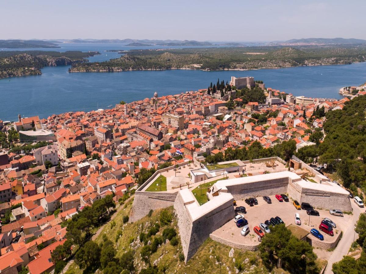 House Kuna Bristane Kültér fotó