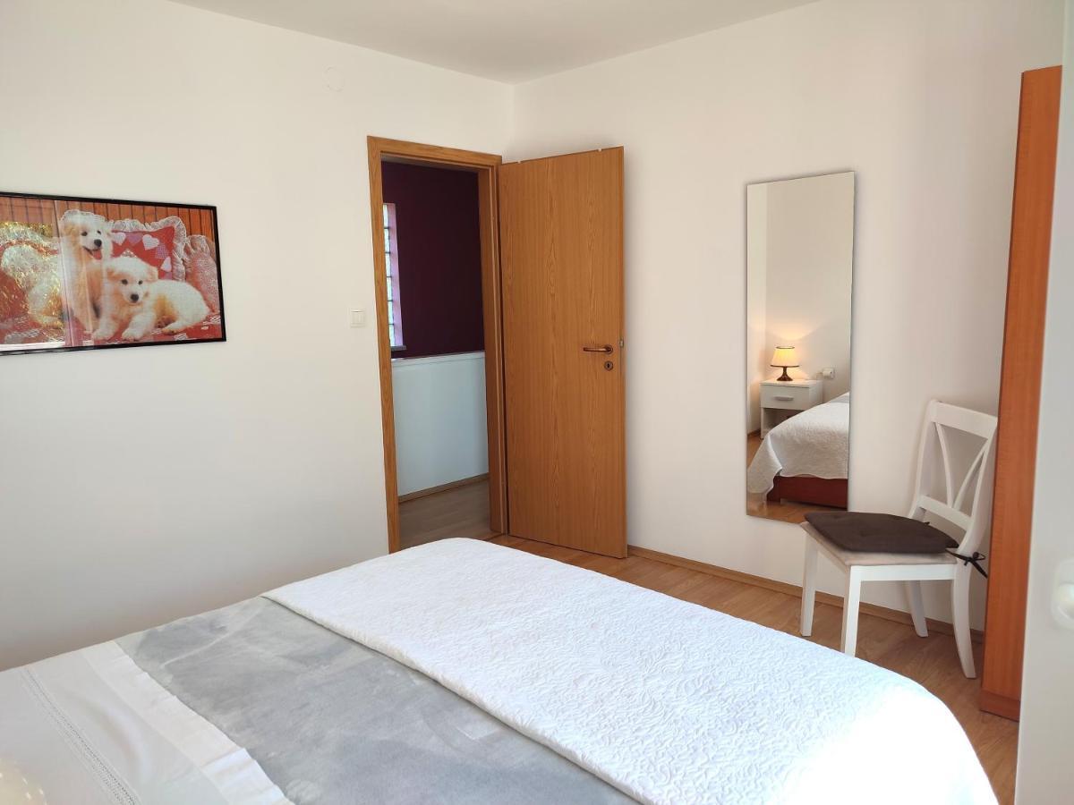 House Kuna Bristane Kültér fotó